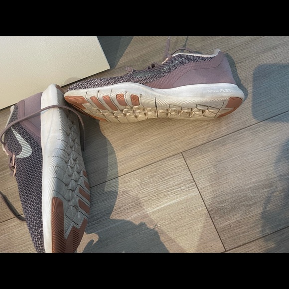 Great quality running shoes - Picture 2 of 4